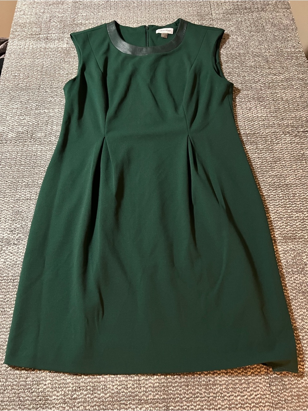 Calvin Klein Green Sleeveless Sheath Dress Faux Leather Trim Size 12 Pleated